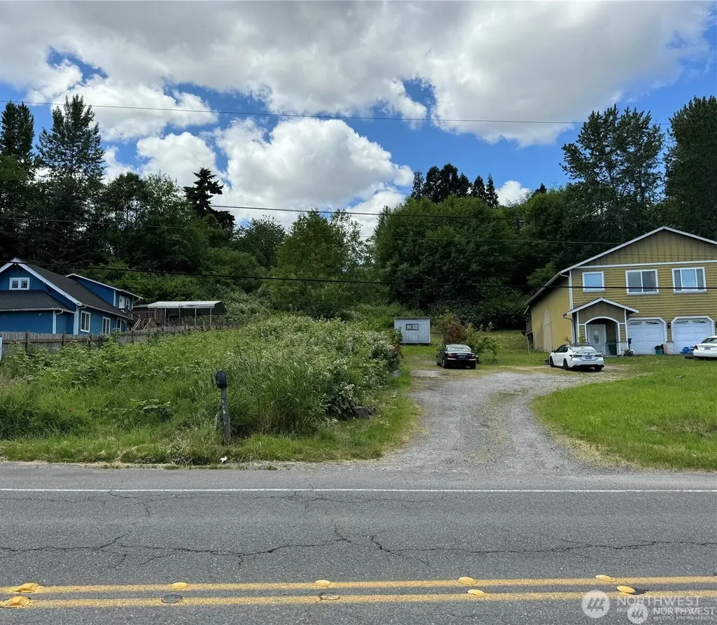 14253 Macadam Road S Tukwila WA 98168