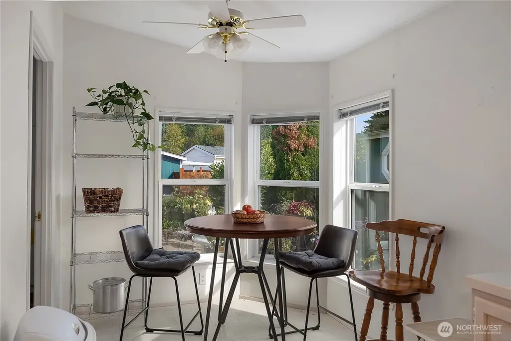 5214 Bald Eagle Lane SW Tumwater WA 98512