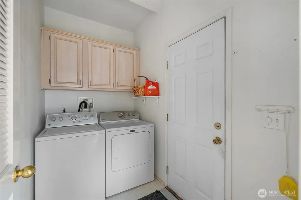 5214 Bald Eagle Lane SW Tumwater WA 98512