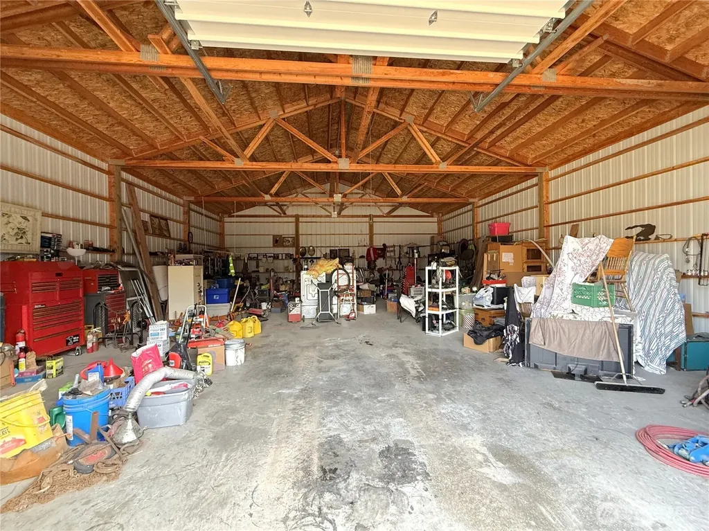 116 N Cape Labelle Road Wauconda WA 98859