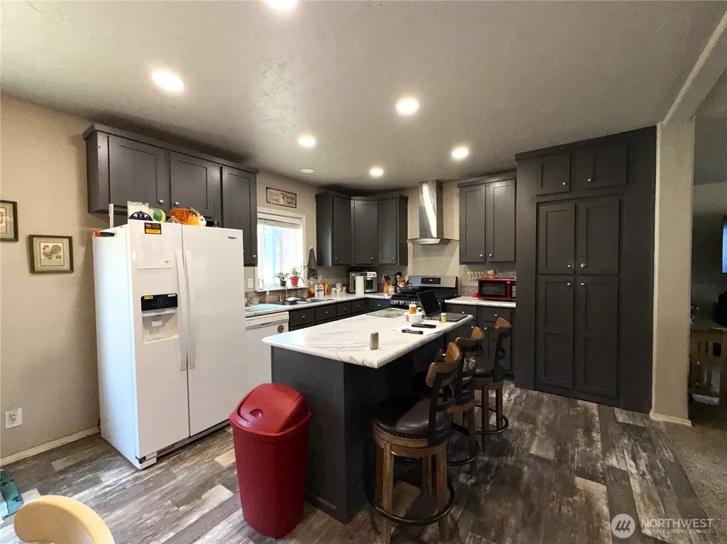 116 N Cape Labelle Road Wauconda WA 98859