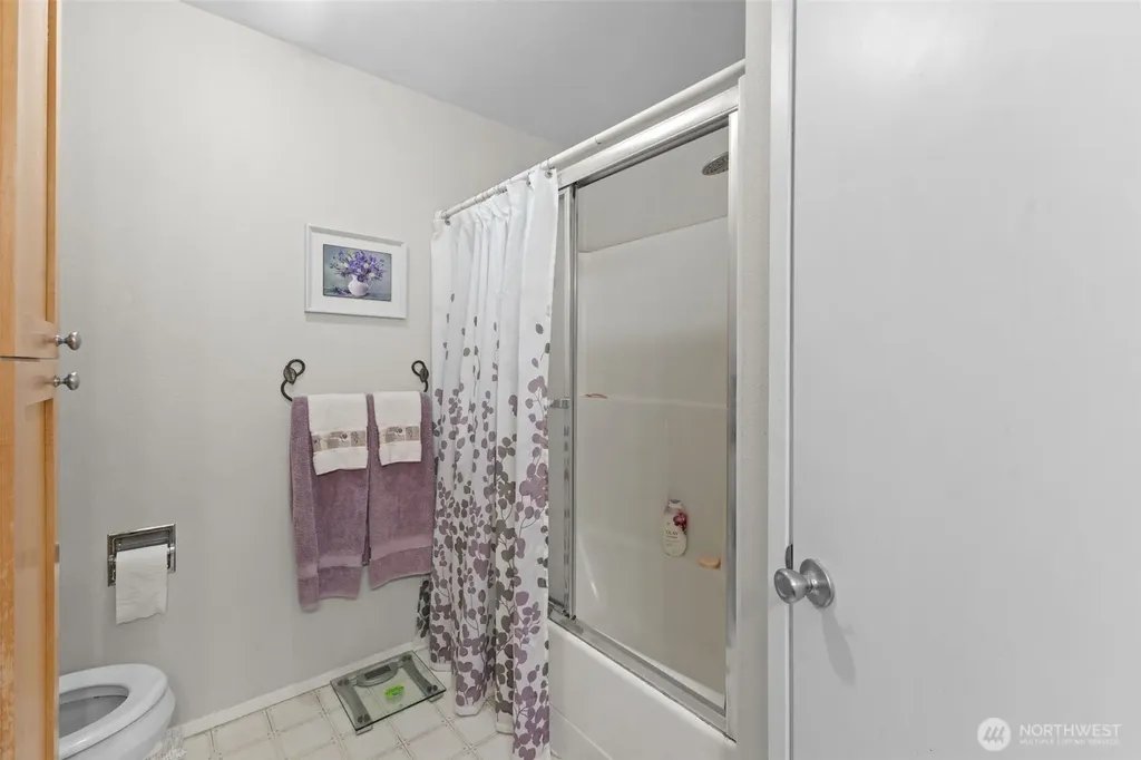 14209 107th Avenue Ct E Puyallup WA 98374