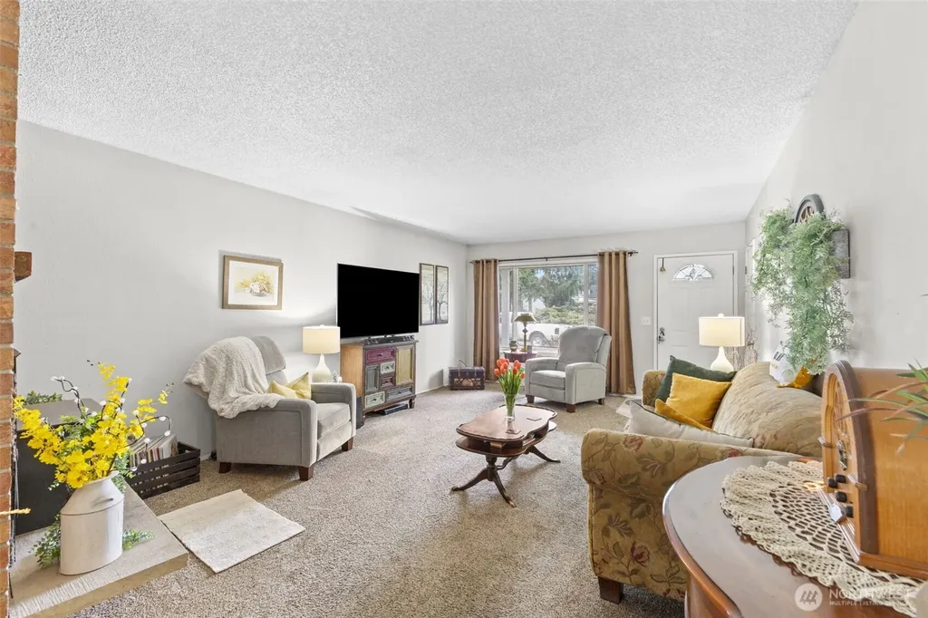 14209 107th Avenue Ct E Puyallup WA 98374