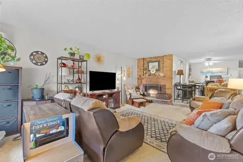 14209 107th Avenue Ct E Puyallup WA 98374