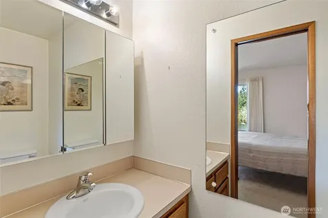 322 N 134th Street Seattle WA 98133