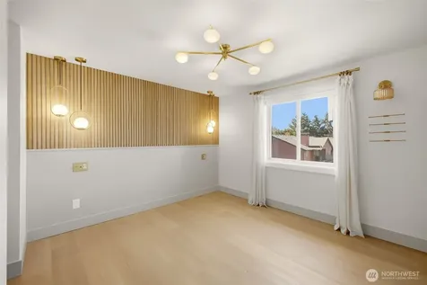 13209 Newcastle Way Newcastle WA 98059
