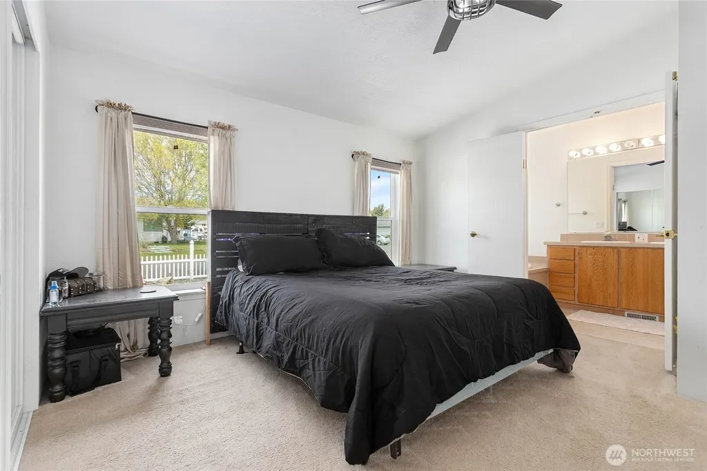 5589 Bay Ridge Drive Blaine WA 98230
