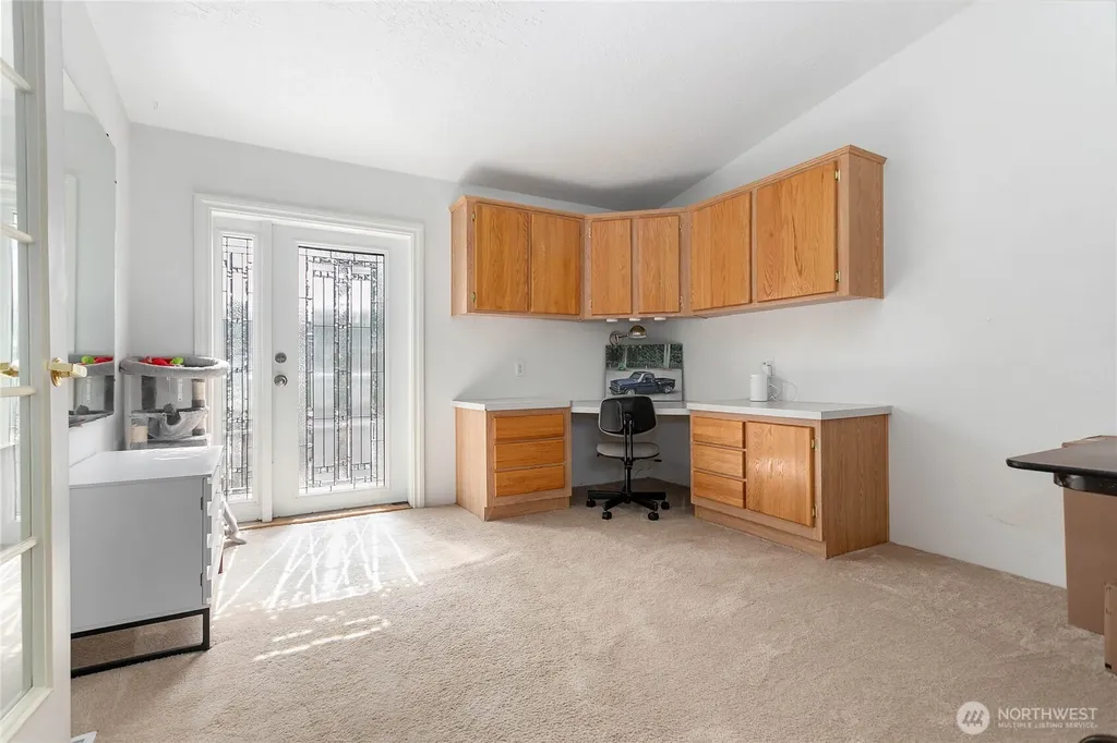 5589 Bay Ridge Drive Blaine WA 98230