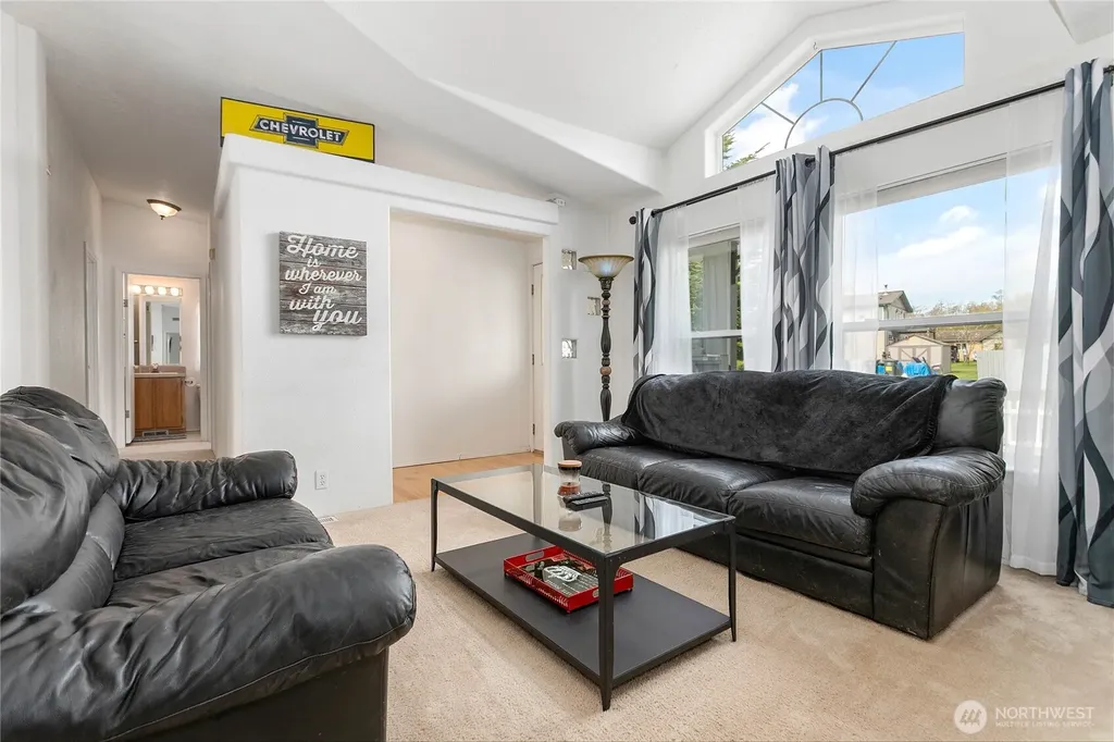 5589 Bay Ridge Drive Blaine WA 98230