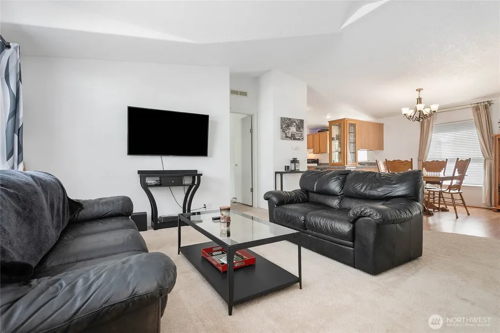 5589 Bay Ridge Drive Blaine WA 98230