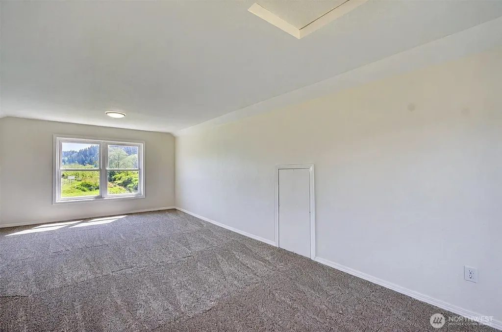 1710 W State Route 4 Skamokawa WA 98647