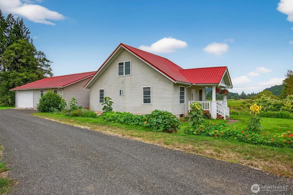 1710 W State Route 4 Skamokawa WA 98647