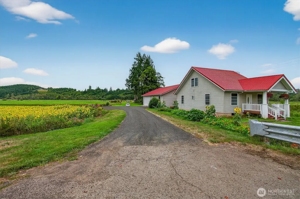 1710 W State Route 4 Skamokawa WA 98647