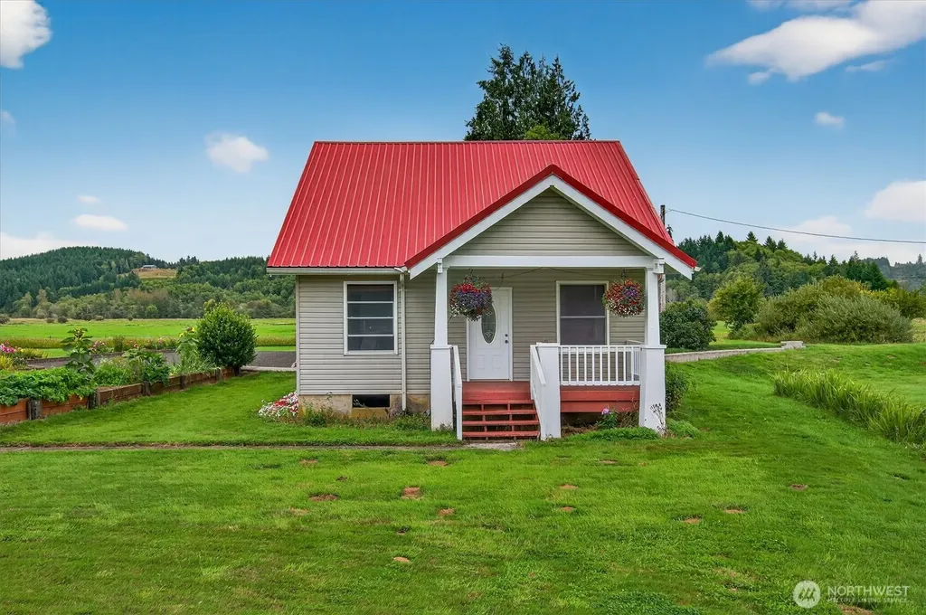 1710 W State Route 4 Skamokawa WA 98647