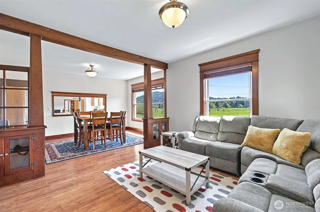 1710 W State Route 4 Skamokawa WA 98647