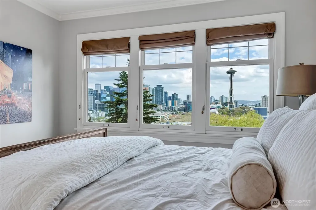 371 Prospect Street Seattle WA 98109