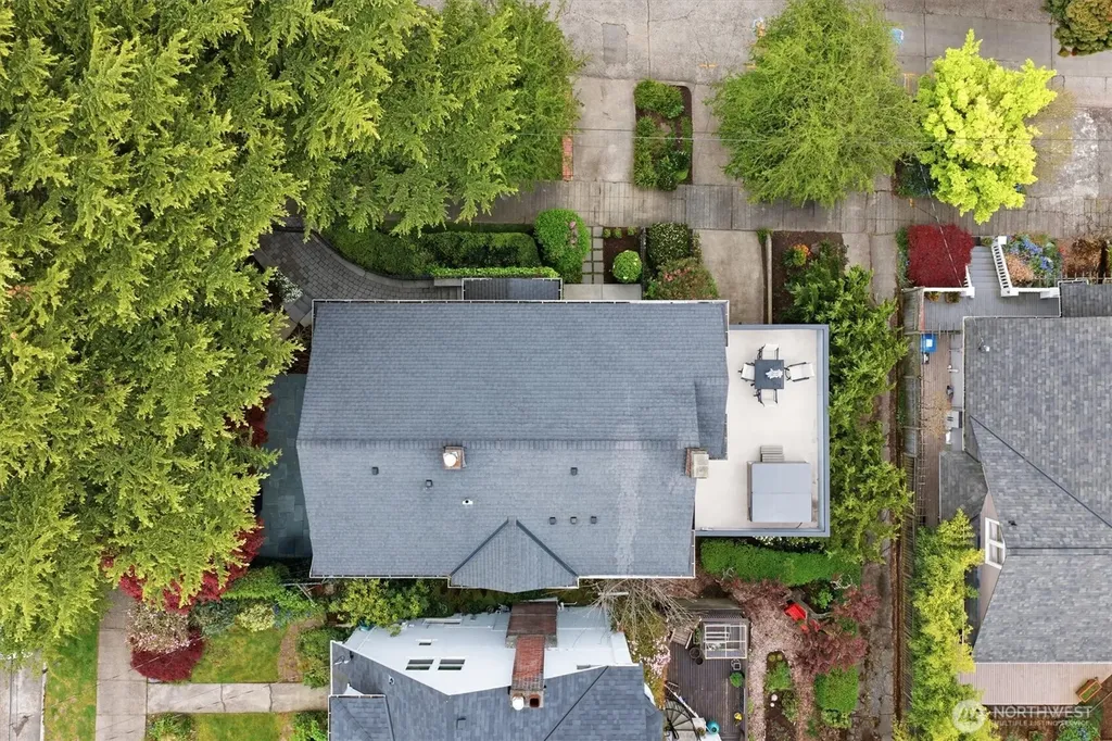 371 Prospect Street Seattle WA 98109
