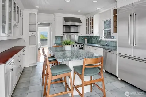 371 Prospect Street Seattle WA 98109