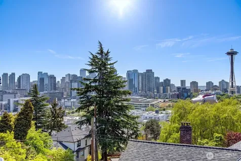 371 Prospect Street Seattle WA 98109