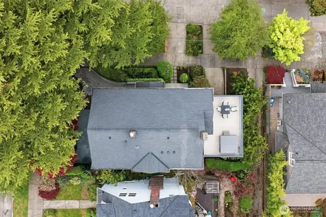 371 Prospect Street Seattle WA 98109
