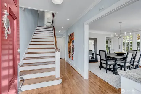 371 Prospect Street Seattle WA 98109