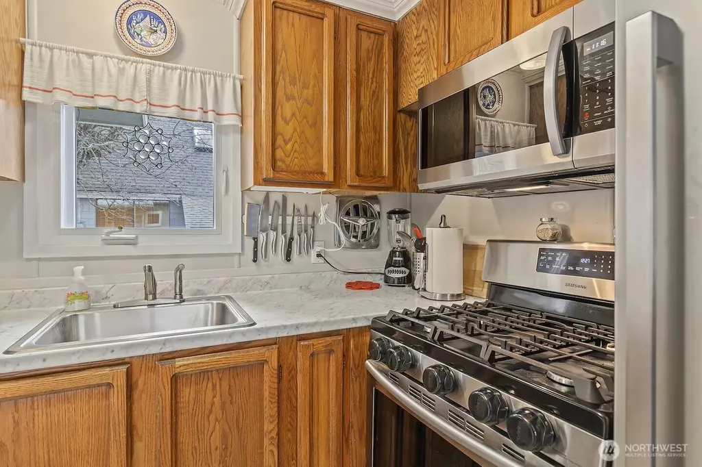 18231 NE North Shore Road Tahuya WA 98588