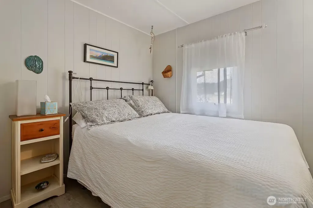 18231 NE North Shore Road Tahuya WA 98588