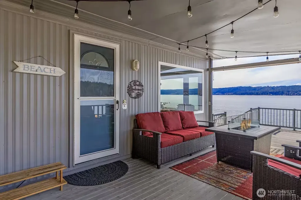 18231 NE North Shore Road Tahuya WA 98588
