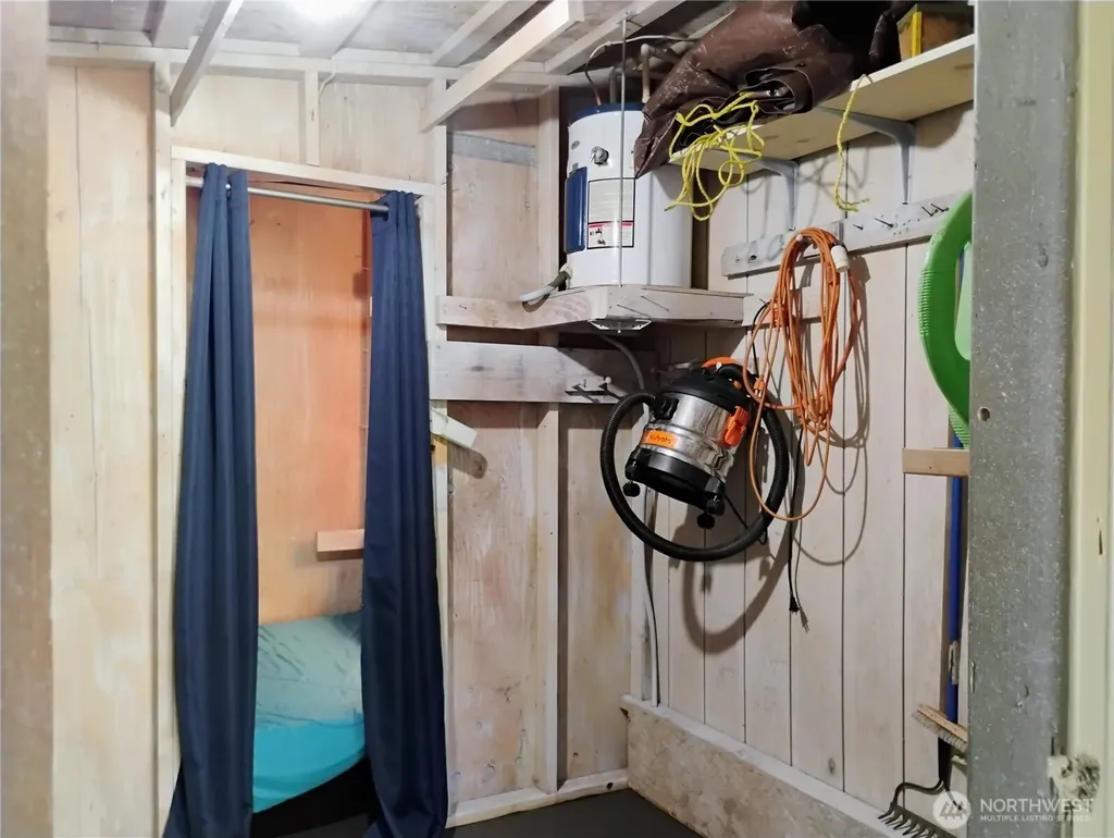 11 E N Duckabush Drive Hoodsport WA 98548