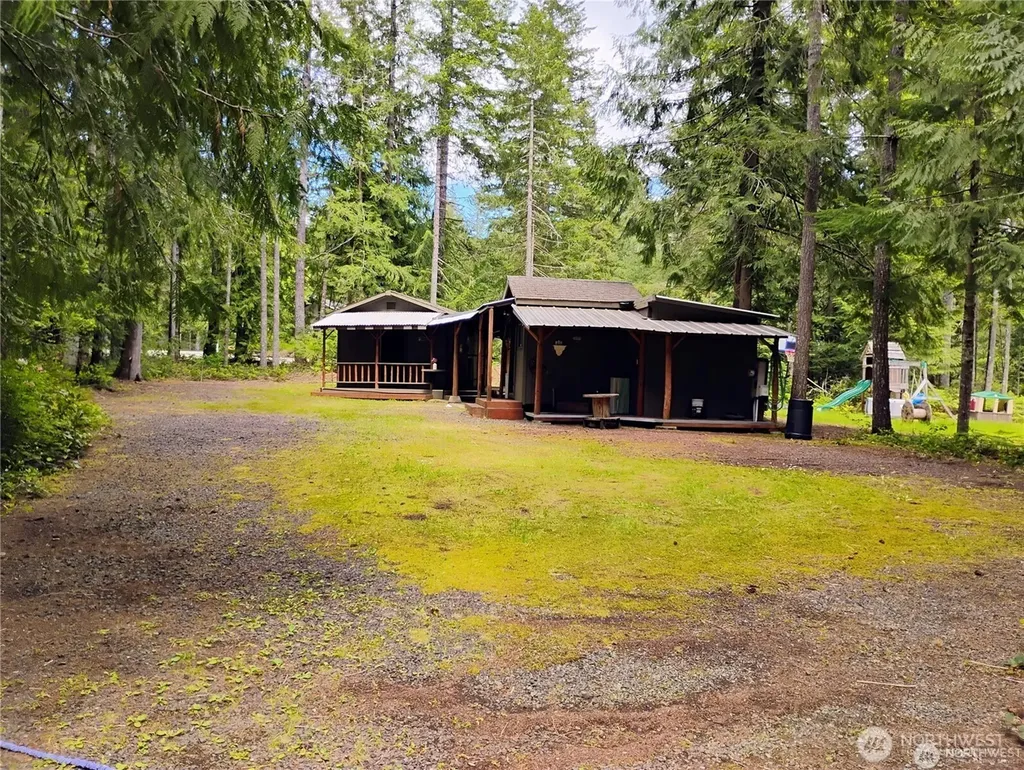 11 E N Duckabush Drive Hoodsport WA 98548
