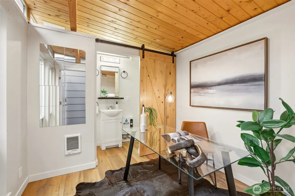 9732 59th Avenue S Seattle WA 98118