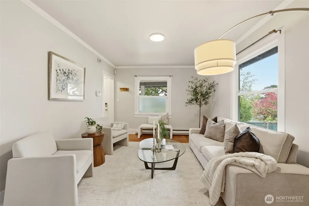9732 59th Avenue S Seattle WA 98118