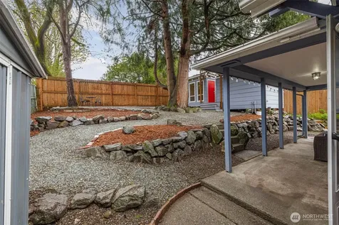 9732 59th Avenue S Seattle WA 98118