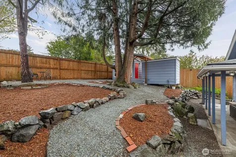 9732 59th Avenue S Seattle WA 98118