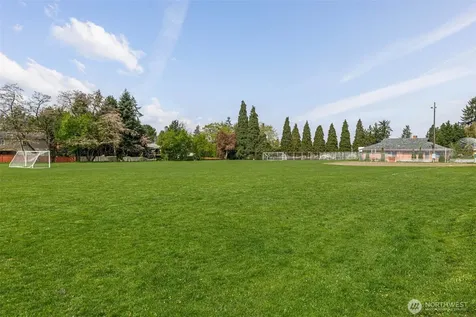 9732 59th Avenue S Seattle WA 98118