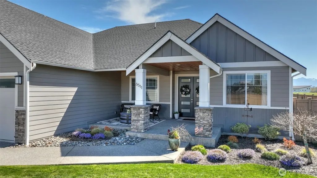 6511 232nd Avenue E Buckley WA 98321