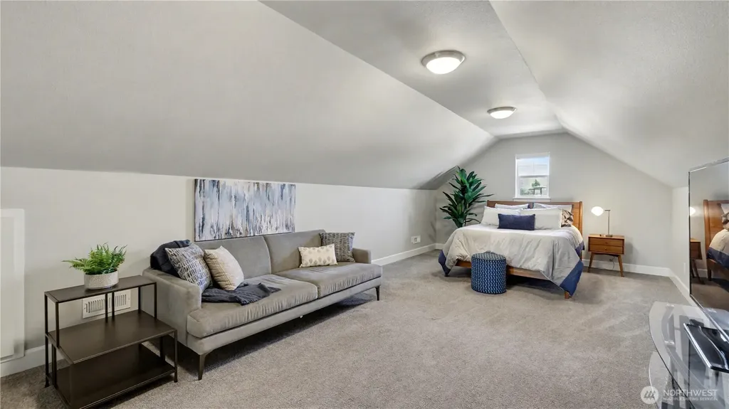 6511 232nd Avenue E Buckley WA 98321