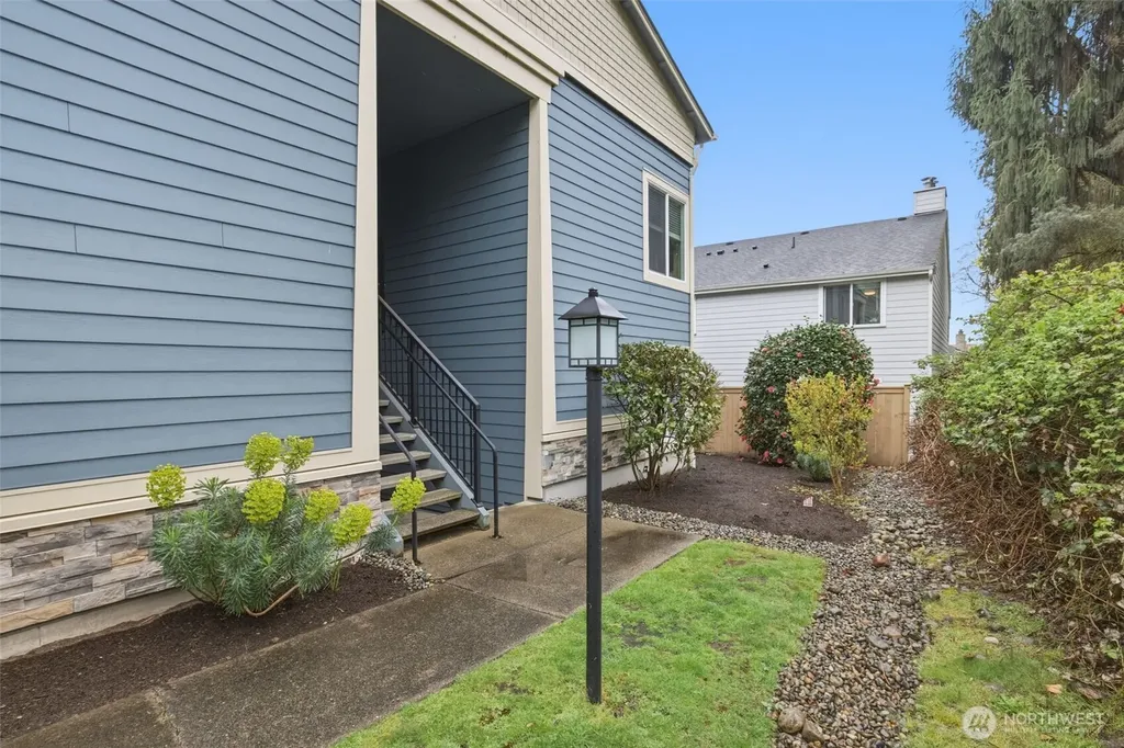 11901 93rd Avenue NE Kirkland WA 98034