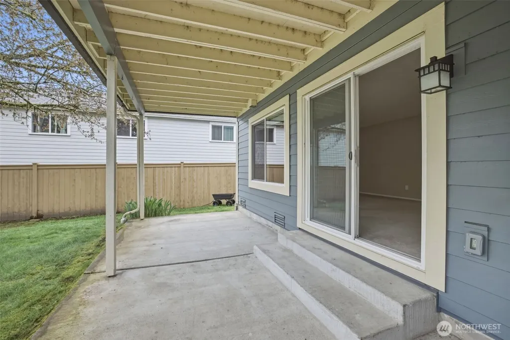 11901 93rd Avenue NE Kirkland WA 98034