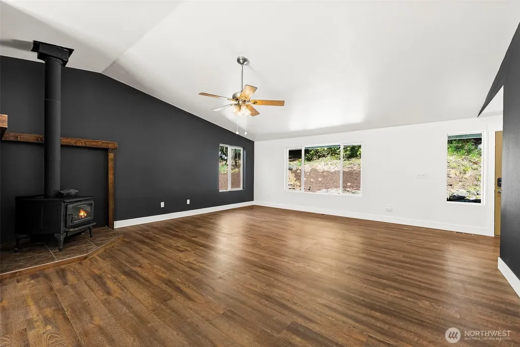 23430 Fisk Road E Orting WA 98360