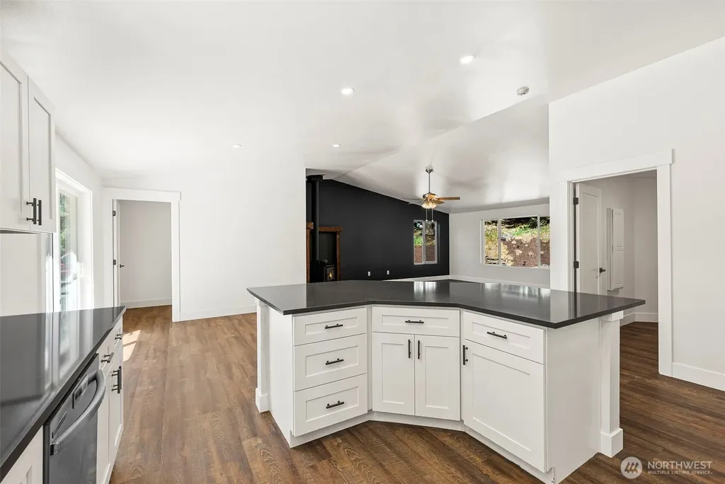 23430 Fisk Road E Orting WA 98360