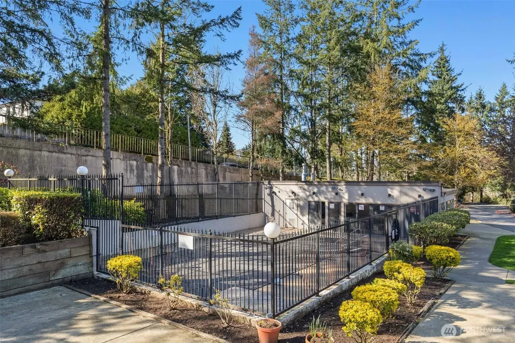 10419 NE 32nd Place Bellevue WA 98004