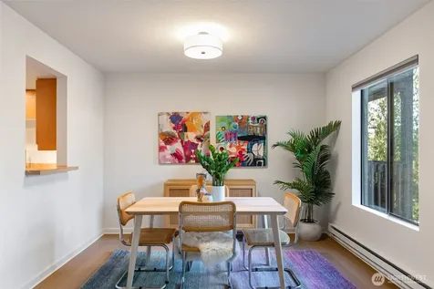 10419 NE 32nd Place Bellevue WA 98004