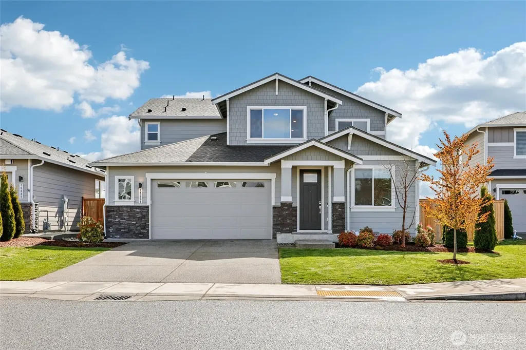 18351 134th Avenue E Puyallup WA 98374