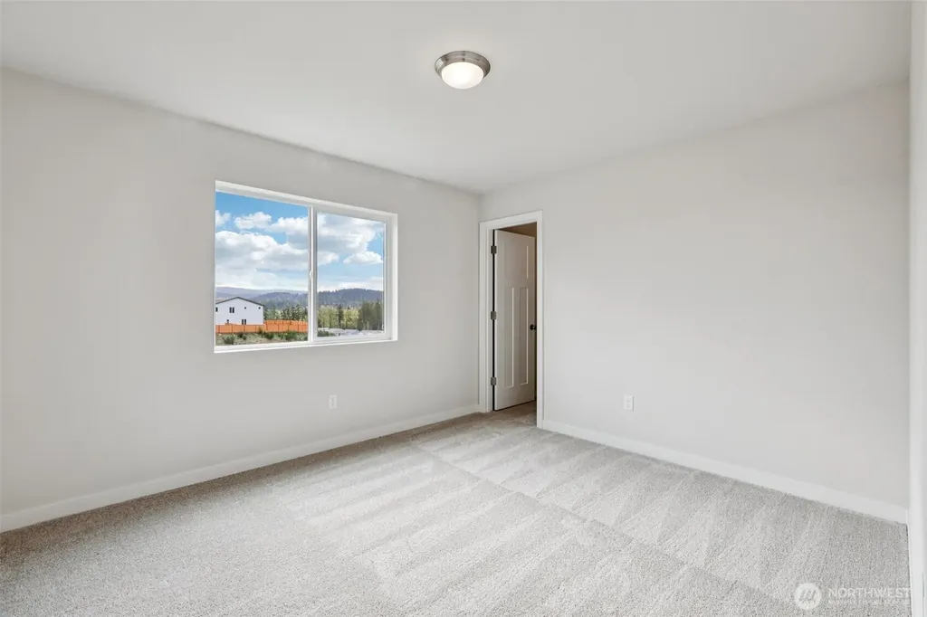 18351 134th Avenue E Puyallup WA 98374