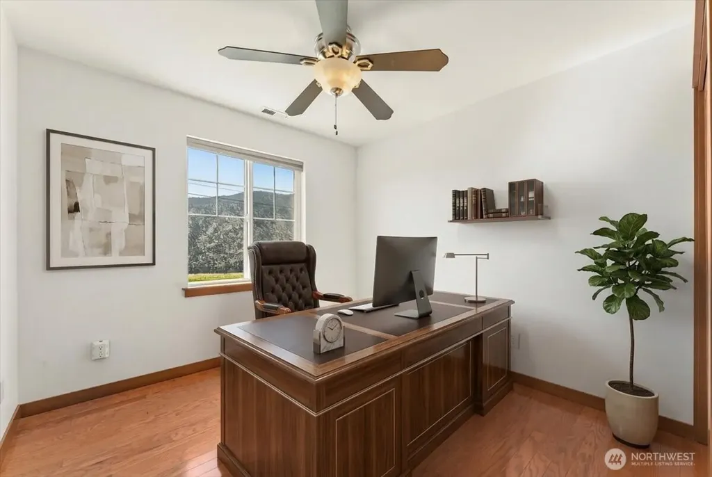 1190 Summit Boulevard Manson WA 98831