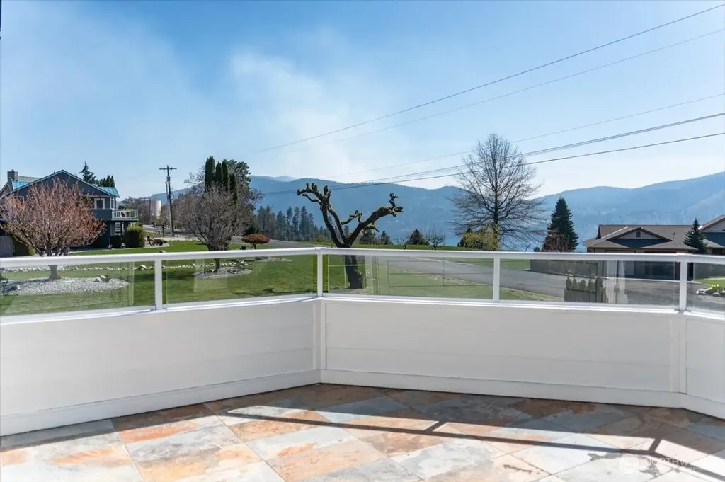 1190 Summit Boulevard Manson WA 98831