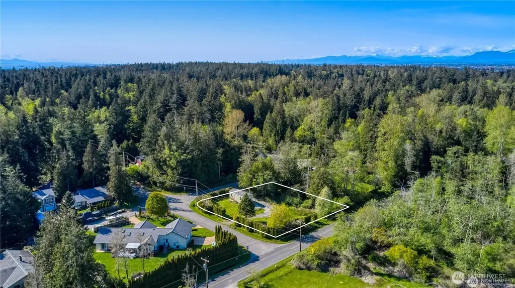 500 Moose Trail Point Roberts WA 98281