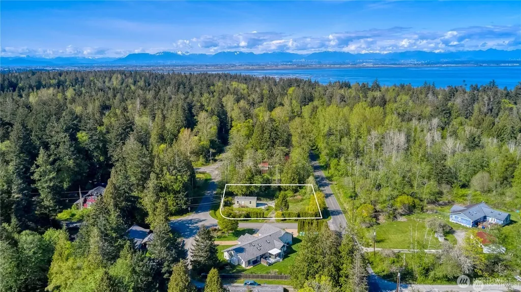 500 Moose Trail Point Roberts WA 98281