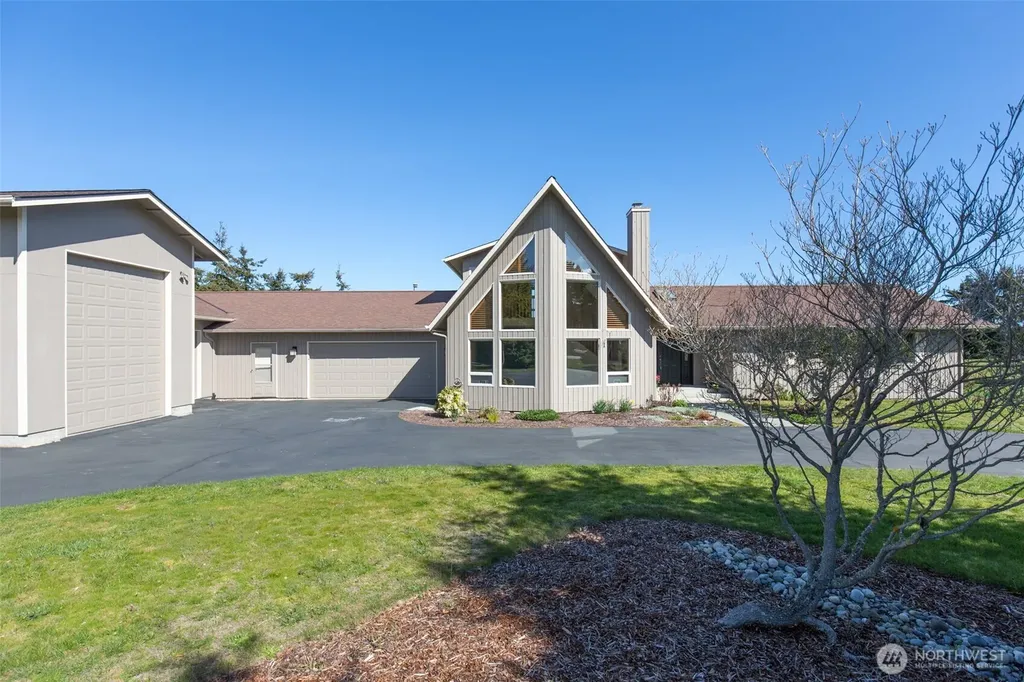 81 Bon Jon View Way Sequim WA 98382